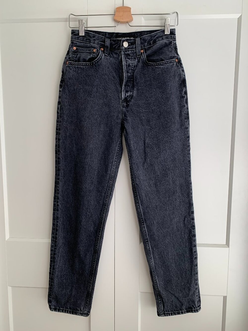 Aritzia Denim Forum The 90s Boyfriend High Loose 30L Jeans Women's Size 26